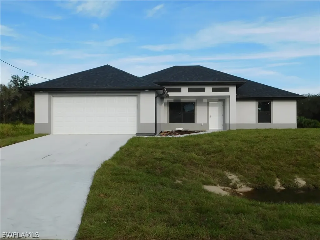 701 Johns Avenue Lehigh Acres FL 33972