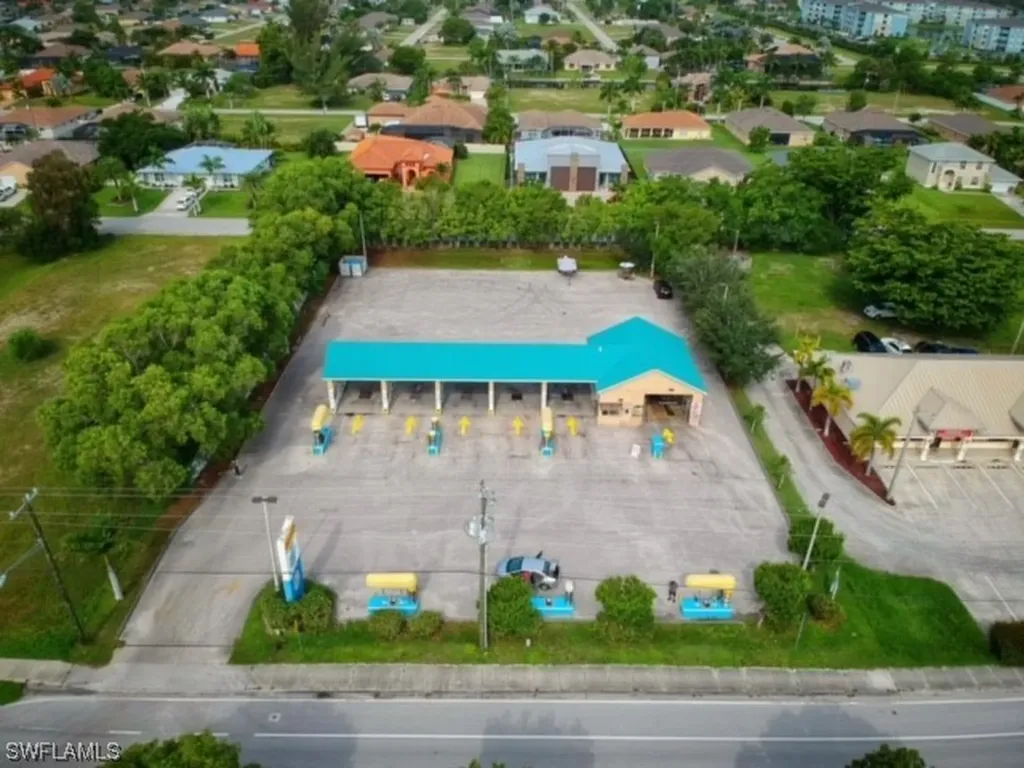 3826 Chiquita Boulevard S Cape Coral FL 33914