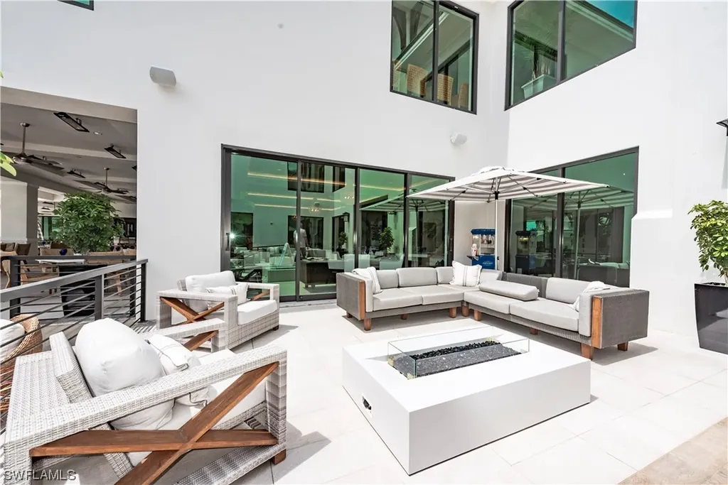 315 Dunes Boulevard Naples FL 34110
