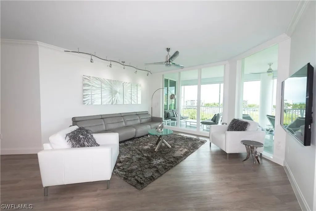 315 Dunes Boulevard Naples FL 34110