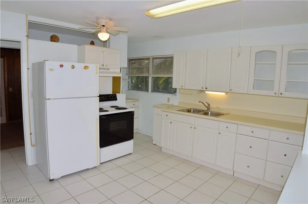 123 Falkirk Street Fort Myers Beach FL 33931