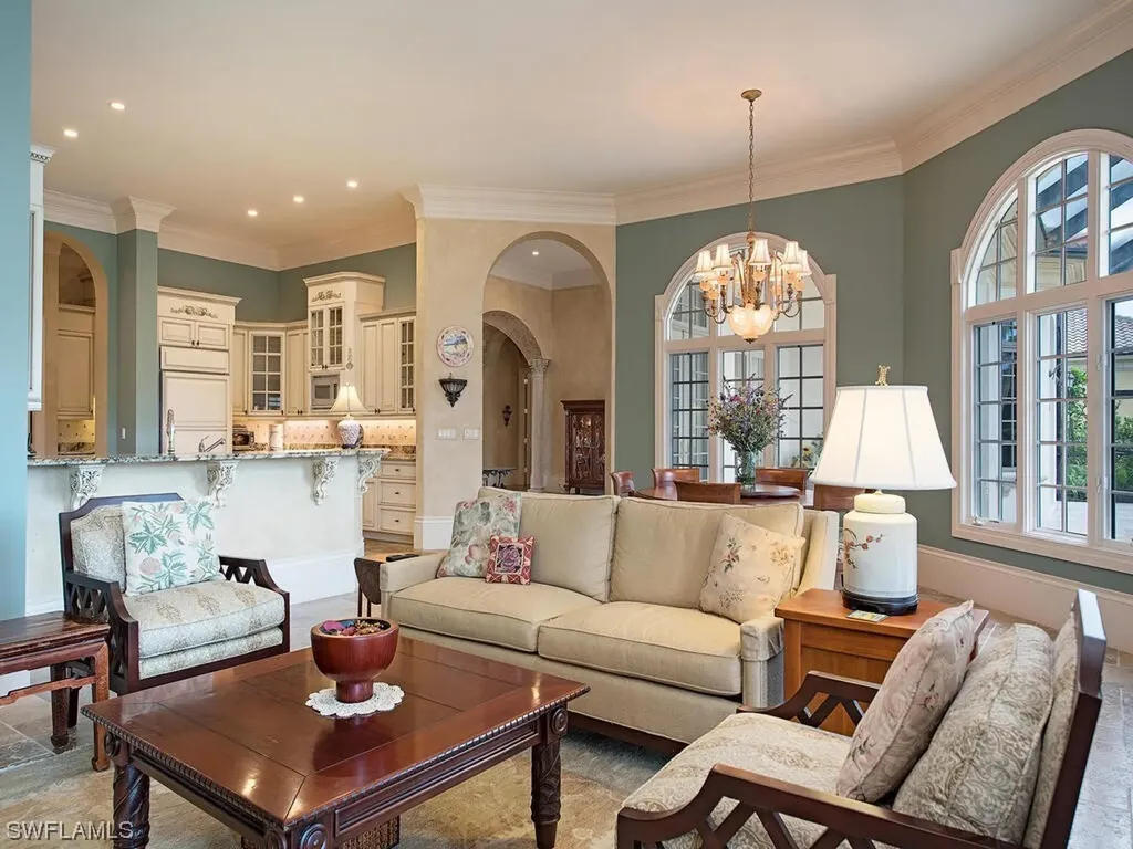 1613 Chinaberry Way Naples FL 34105