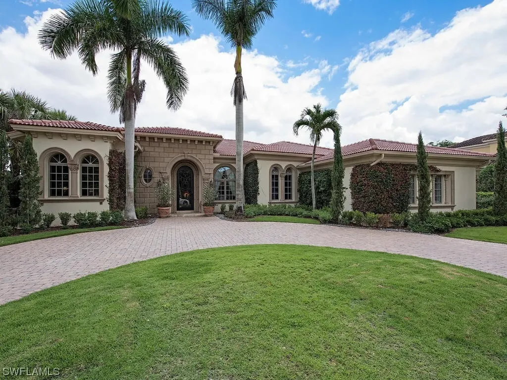 1613 Chinaberry Way Naples FL 34105