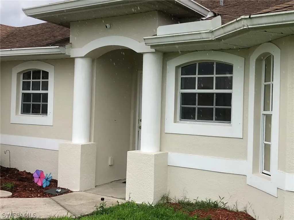 6136 Hellman Avenue Fort Myers FL 33905