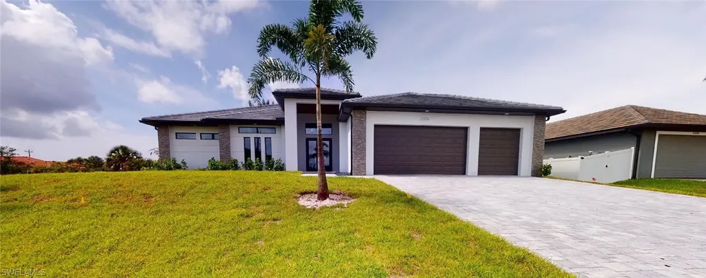 2326 NW 39th Avenue Cape Coral FL 33993