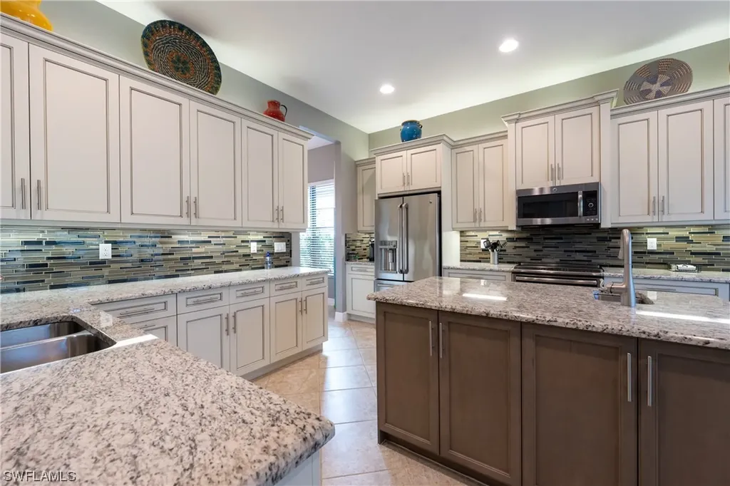 2958 Cinnamon Bay Circle Naples FL 34119