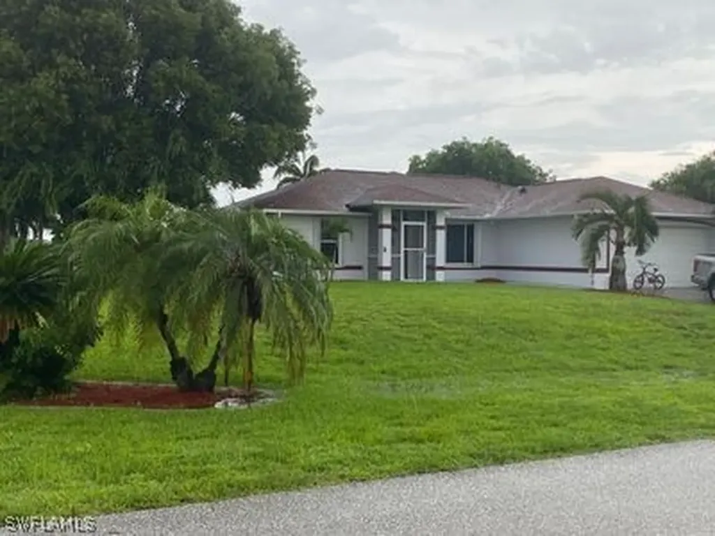911 NW 20th Avenue Cape Coral FL 33993