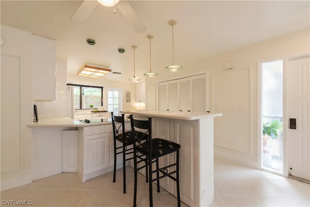 3107 Riviera Drive Naples FL 34103
