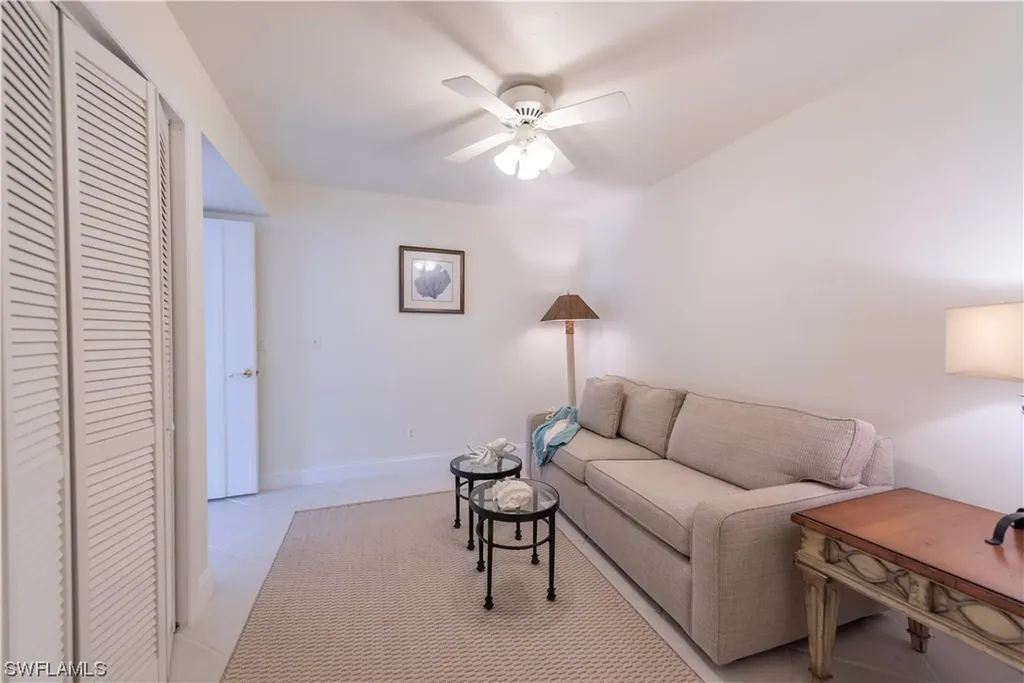 3107 Riviera Drive Naples FL 34103