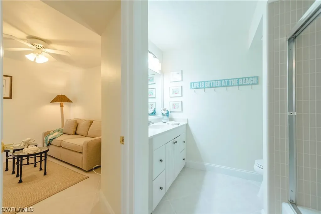 3107 Riviera Drive Naples FL 34103