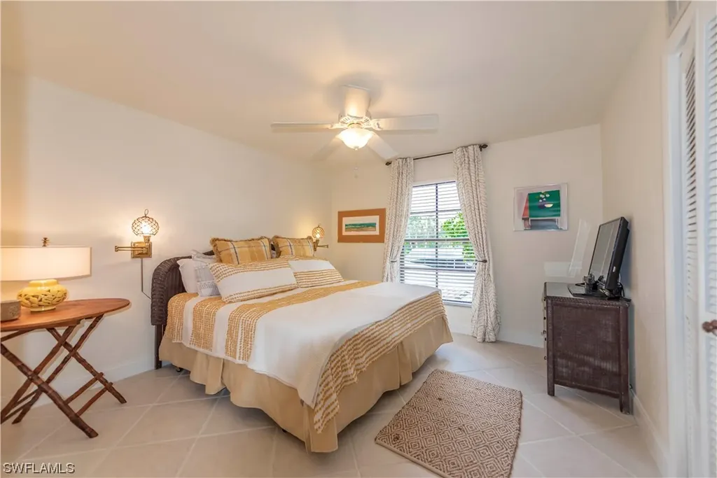 3107 Riviera Drive Naples FL 34103