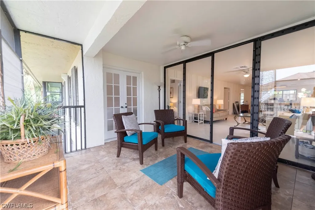3107 Riviera Drive Naples FL 34103