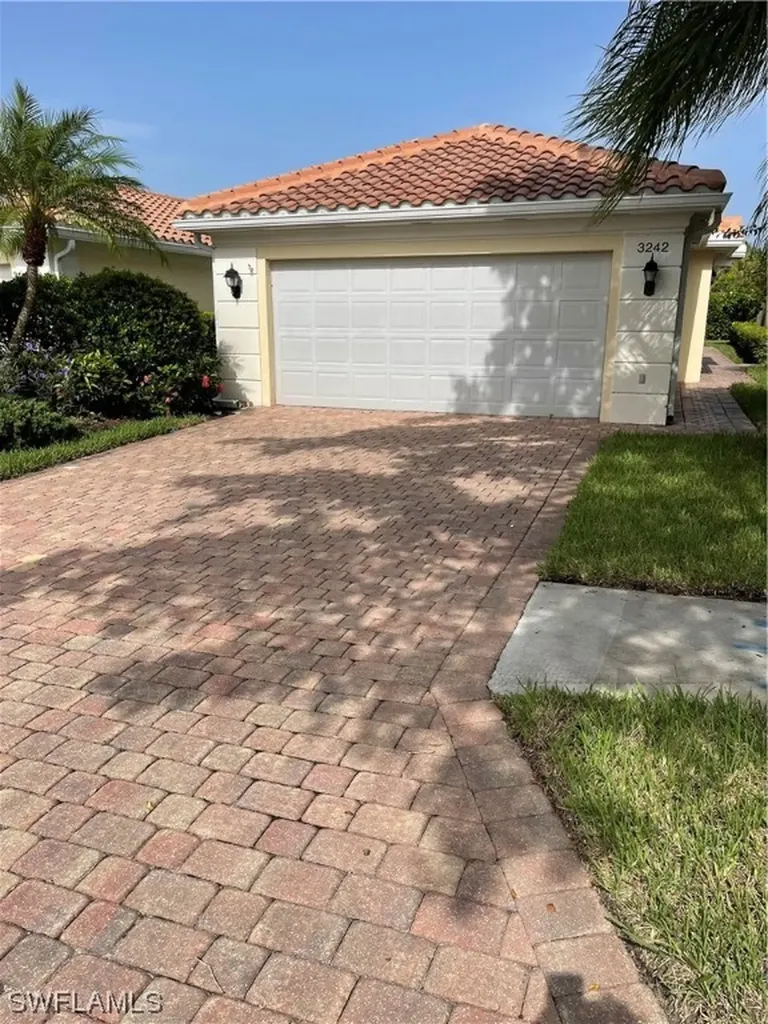 3242 Barbados Lane Naples FL 34119