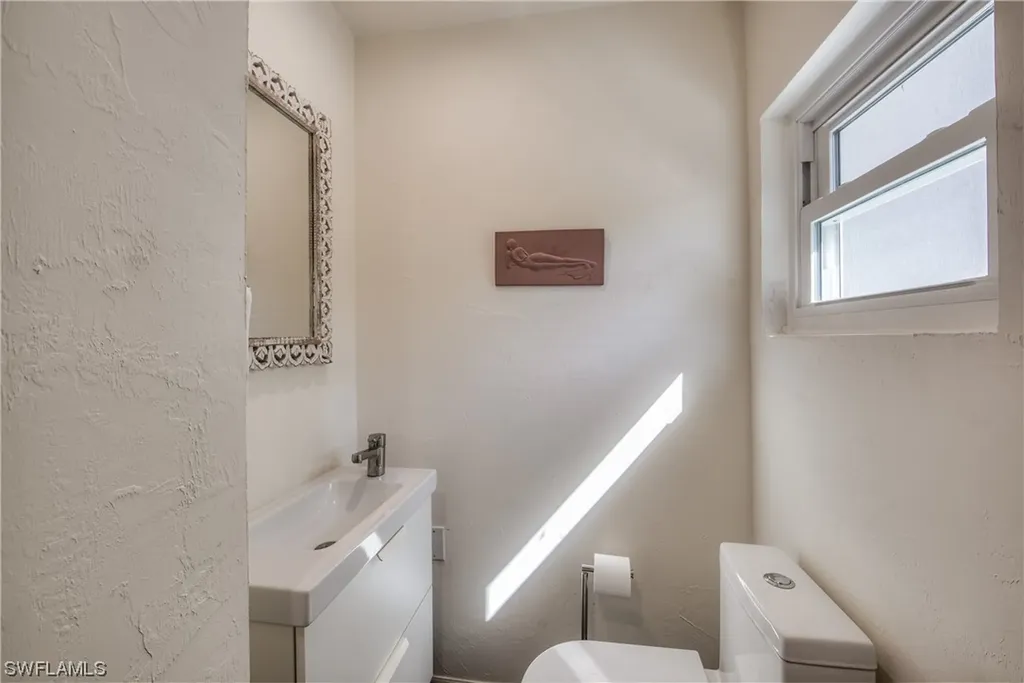 5981 Adele Court Fort Myers FL 33919