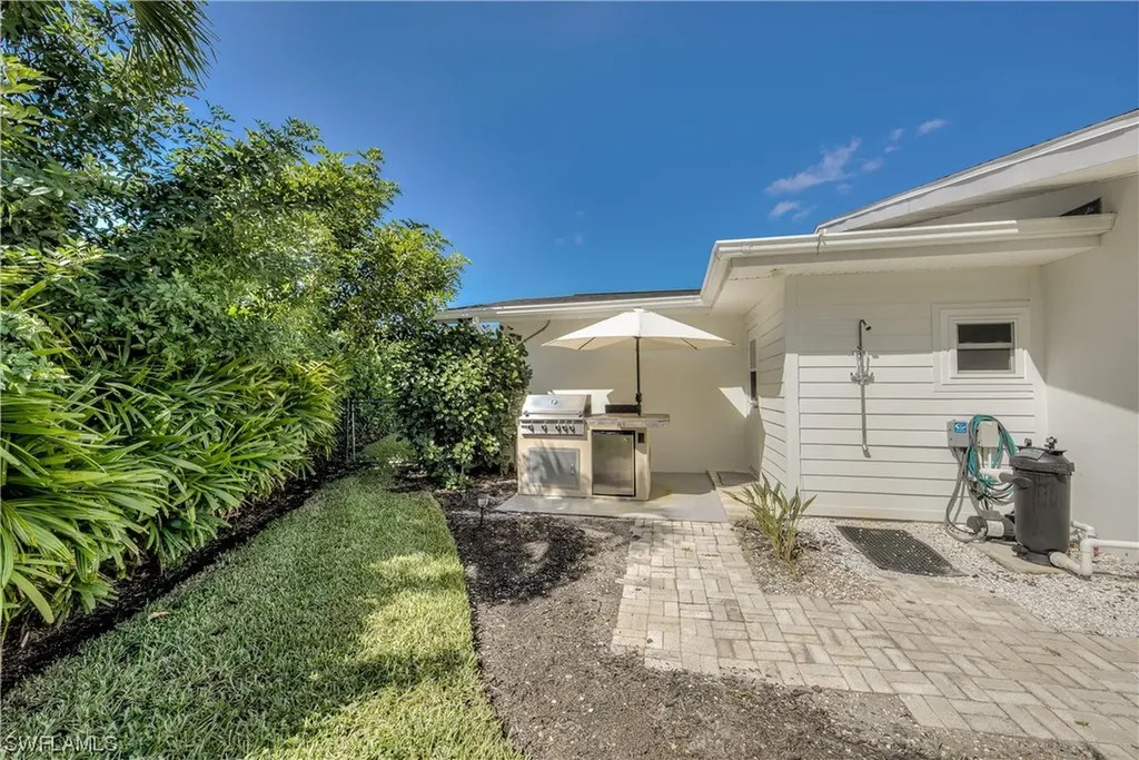 5981 Adele Court Fort Myers FL 33919