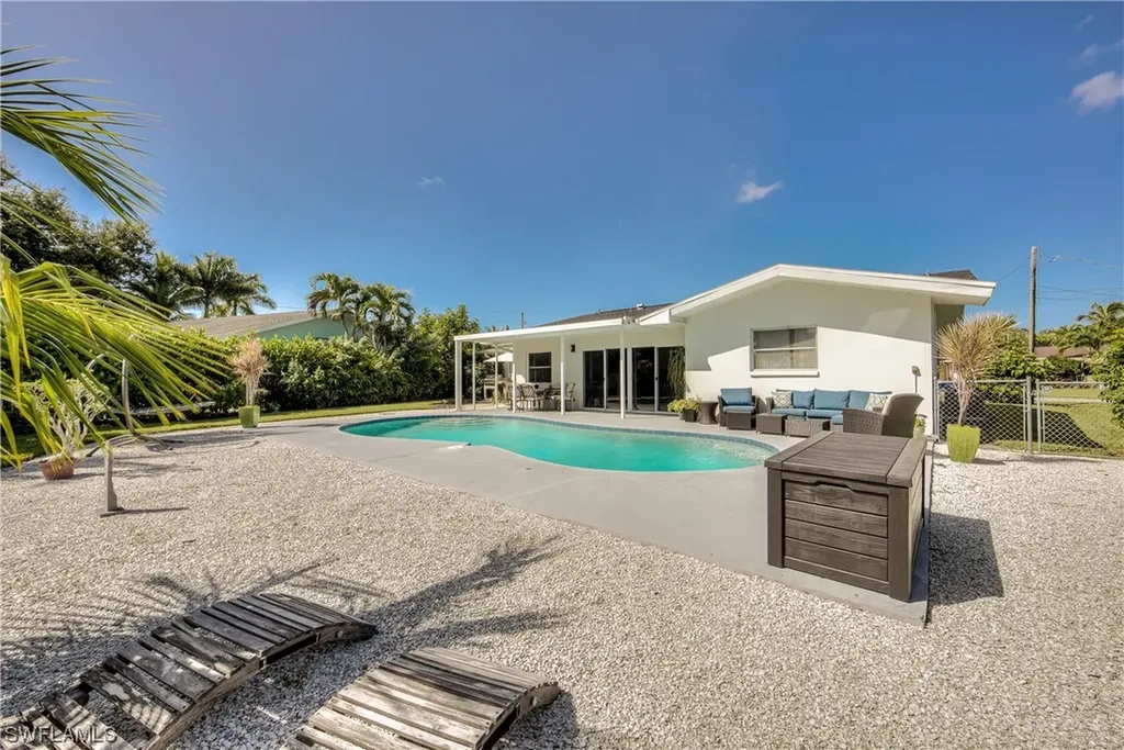 5981 Adele Court Fort Myers FL 33919