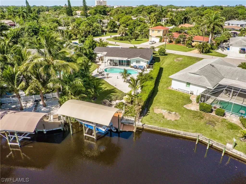 5981 Adele Court Fort Myers FL 33919