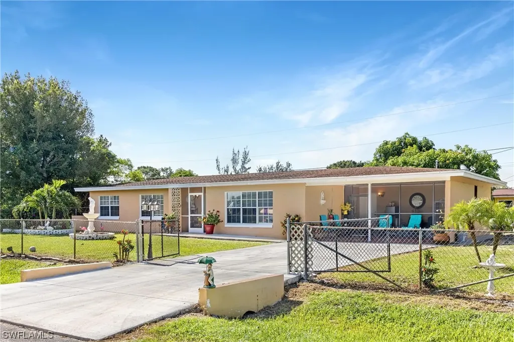 300 Oregon Road W Lehigh Acres FL 33936