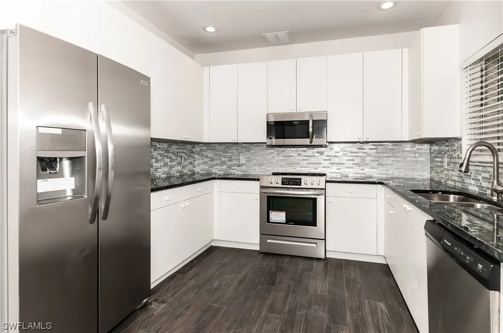 Naples FL, 3258 Tamara Drive, Unit 5