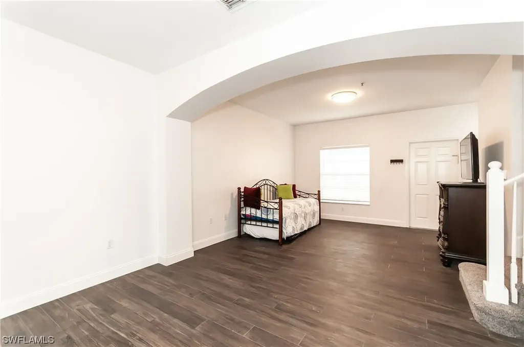 3258 Tamara Drive Naples FL 34109