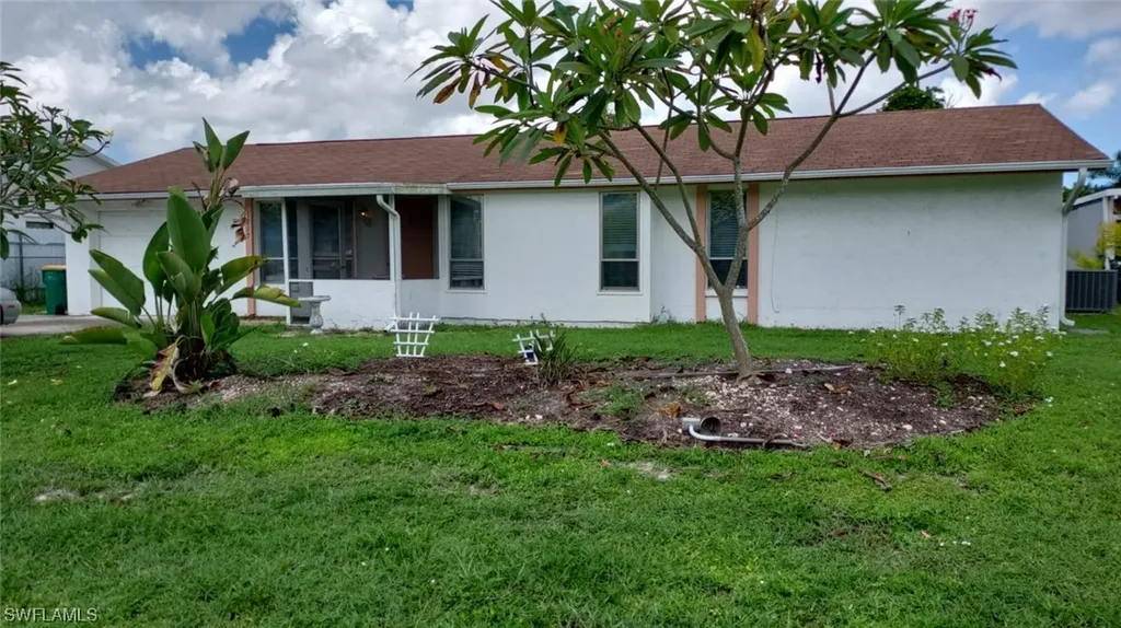 1717 42nd Terrace SW Naples FL 34116