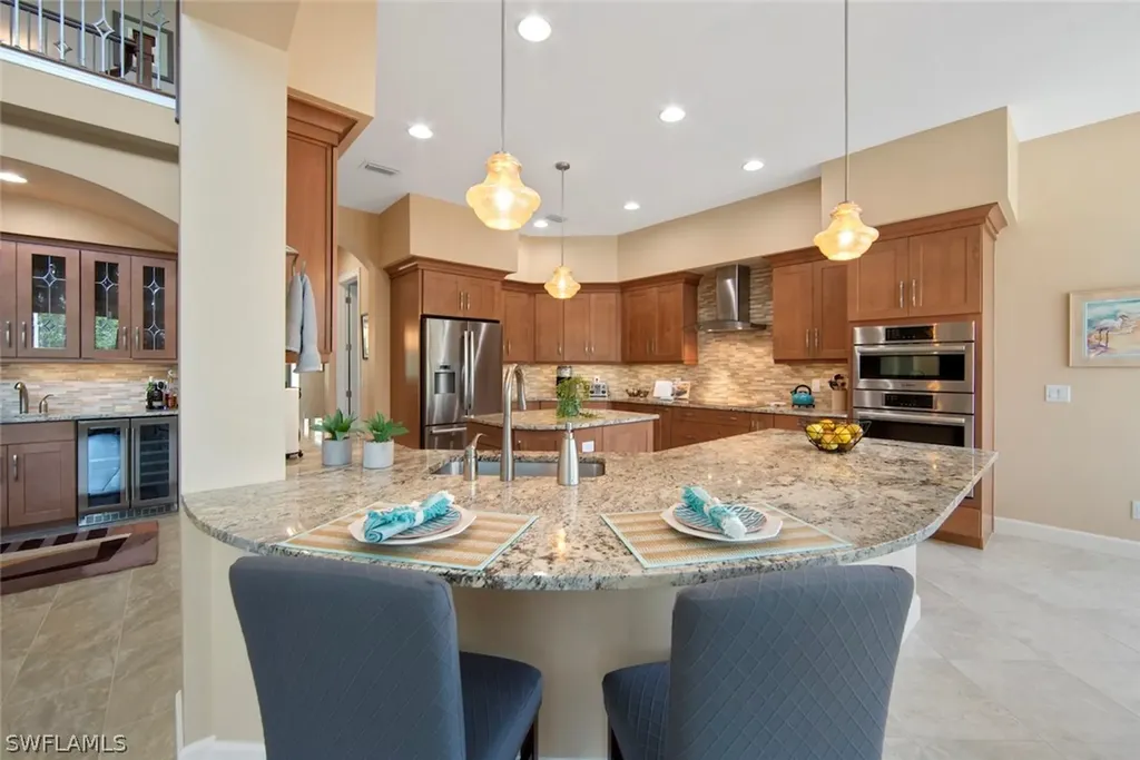 2475 Tropical Way Court Sanibel FL 33957