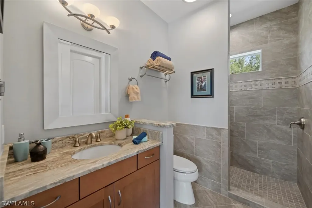 2475 Tropical Way Court Sanibel FL 33957