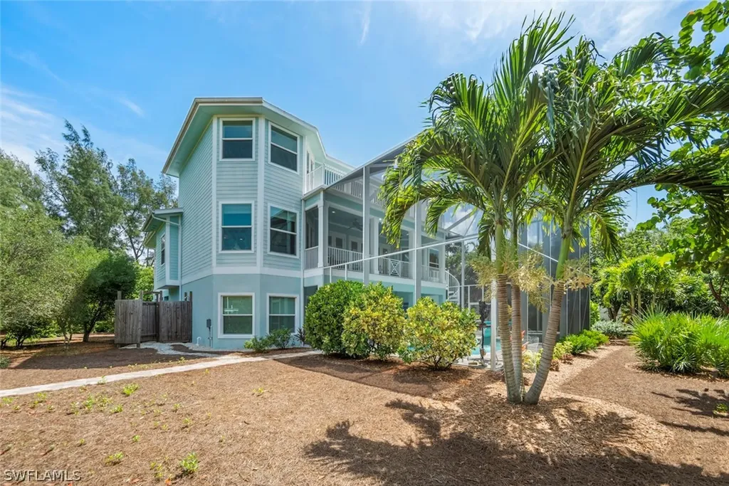 2475 Tropical Way Court Sanibel FL 33957