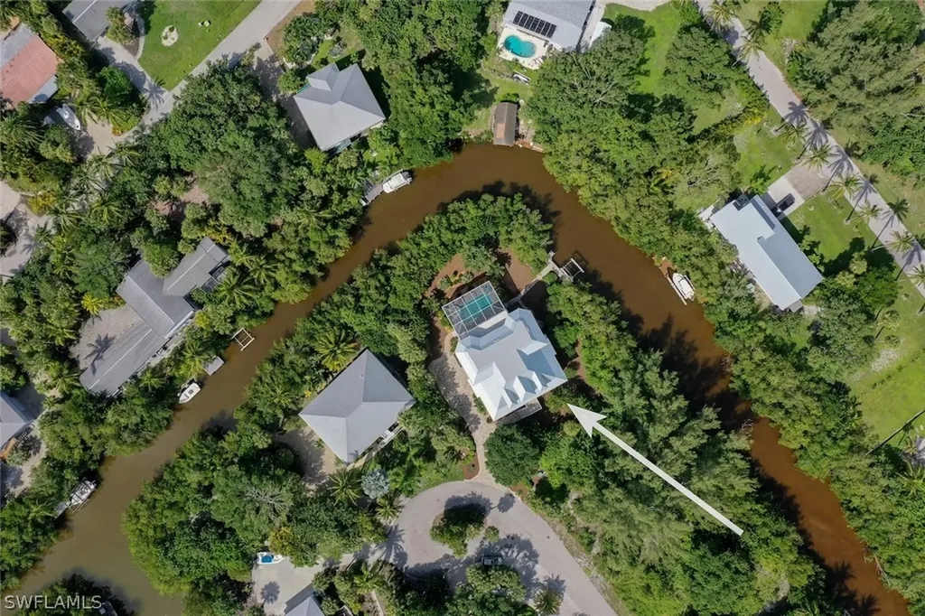 2475 Tropical Way Court Sanibel FL 33957