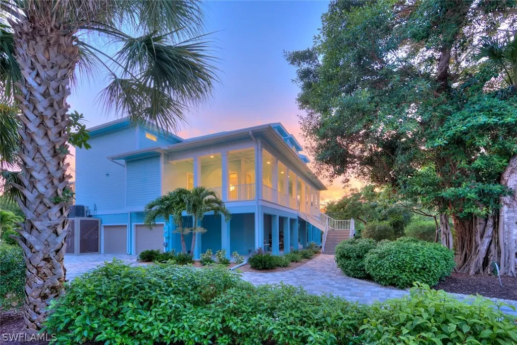 2475 Tropical Way Court Sanibel FL 33957