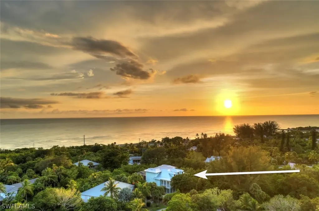 2475 Tropical Way Court Sanibel FL 33957