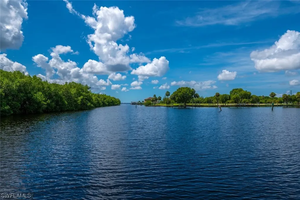 12520 Panasoffkee Drive North Fort Myers FL 33903
