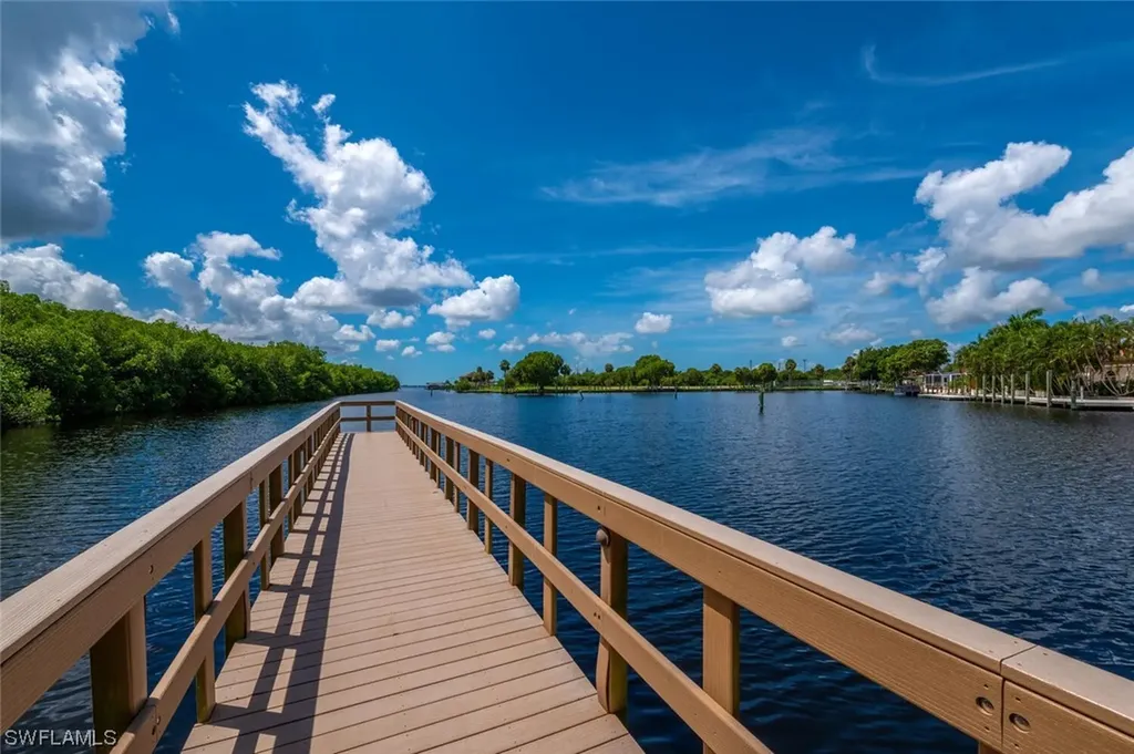 12520 Panasoffkee Drive North Fort Myers FL 33903