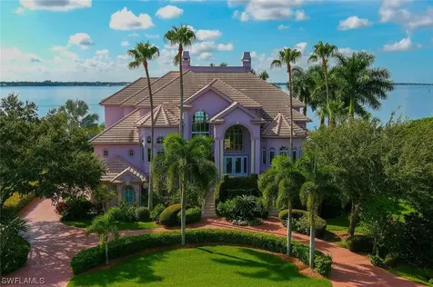 12520 Panasoffkee Drive North Fort Myers FL 33903