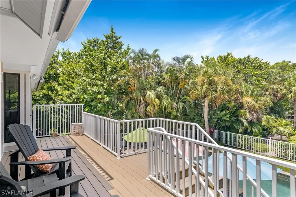 518 N Yachtsman Drive Sanibel FL 33957