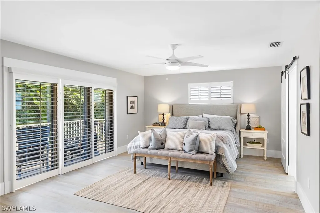 518 N Yachtsman Drive Sanibel FL 33957