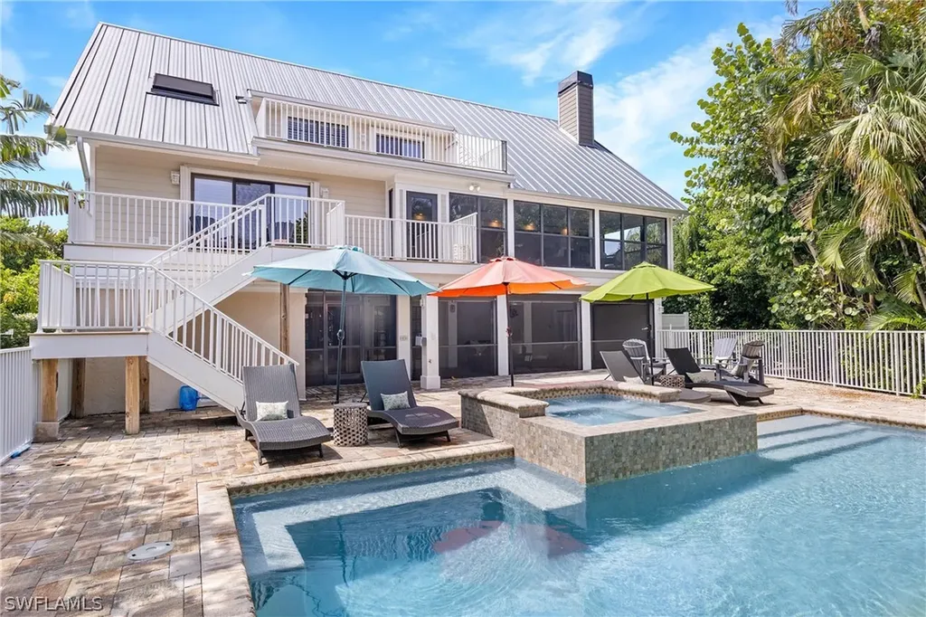 518 N Yachtsman Drive Sanibel FL 33957