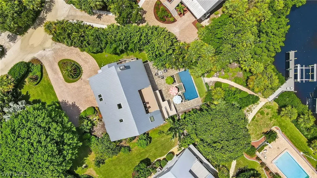 518 N Yachtsman Drive Sanibel FL 33957