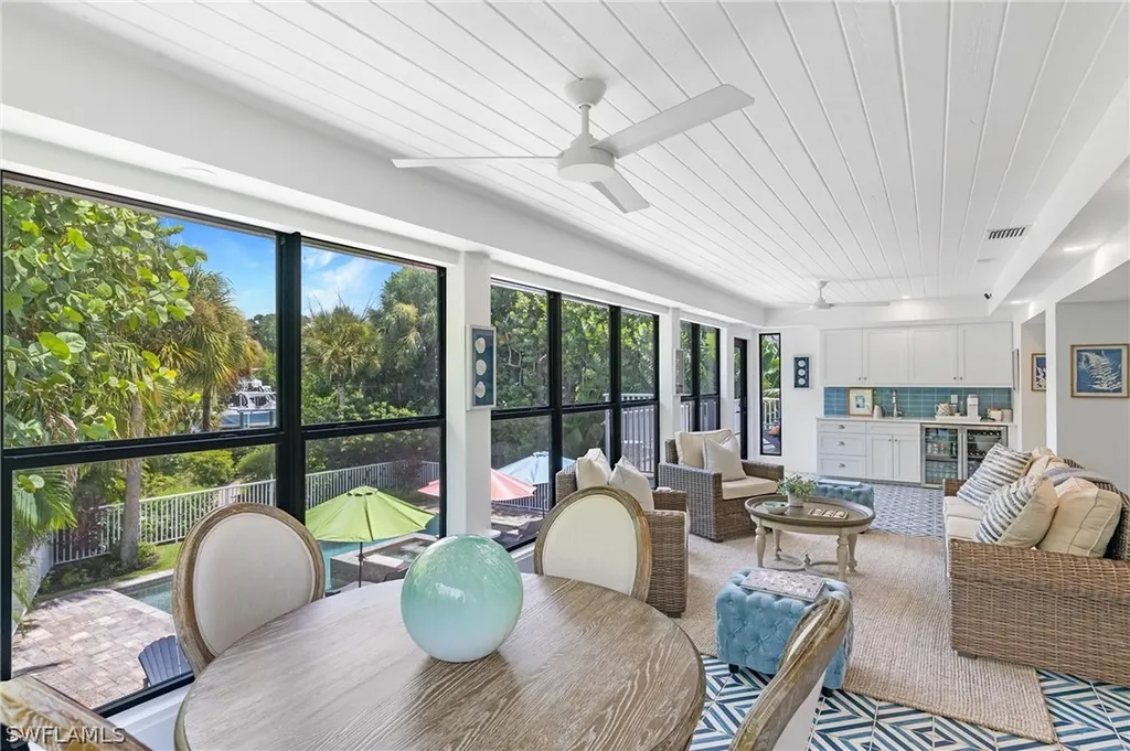 518 N Yachtsman Drive Sanibel FL 33957