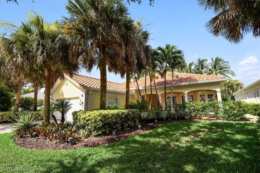 4325 Queen Elizabeth Way Naples FL 34119