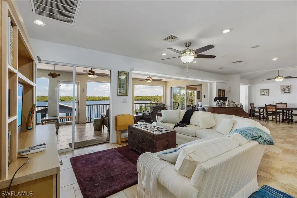 2548 Eighth Avenue St. James City FL 33956