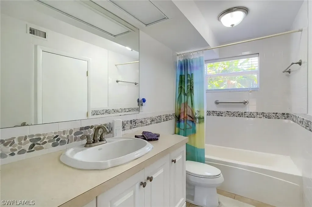 2548 Eighth Avenue St. James City FL 33956
