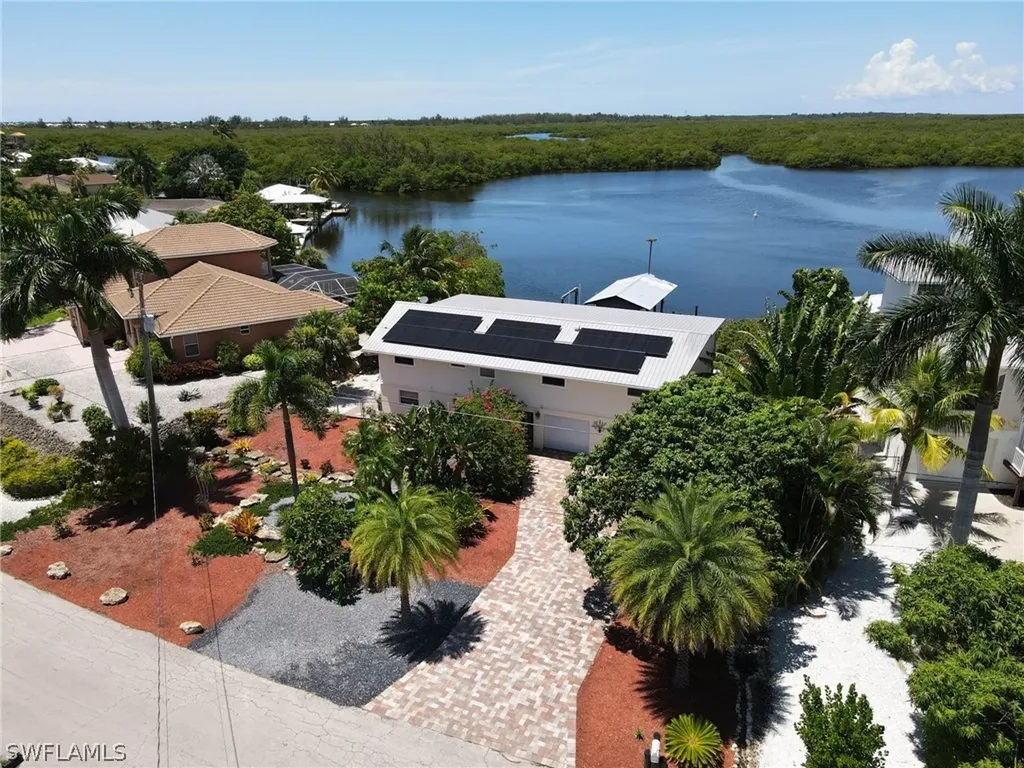 2548 Eighth Avenue St. James City FL 33956