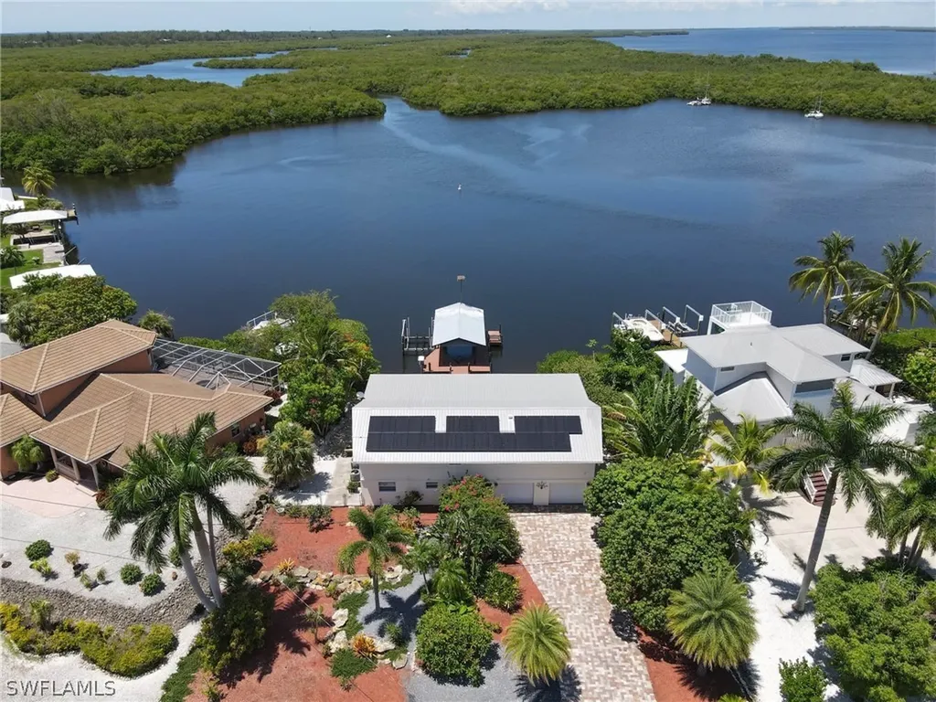 2548 Eighth Avenue St. James City FL 33956