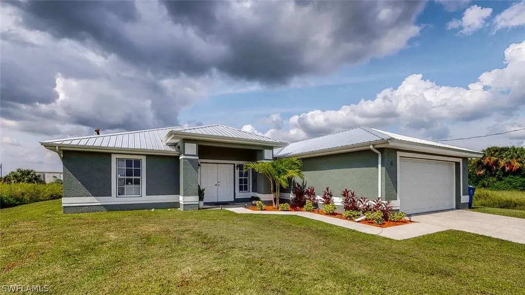 1356 S Saturn Circle Labelle FL 33935