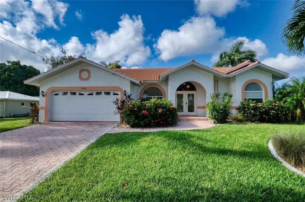 5640 De Soto Court Cape Coral FL 33904