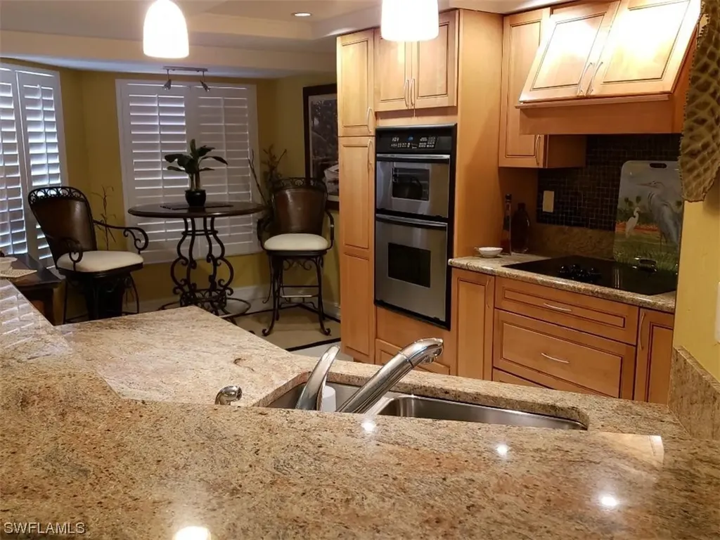 400 Valley Stream Drive Naples FL 34113