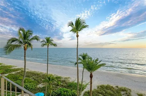 2011 Gulf Shore Boulevard N Naples FL 34102