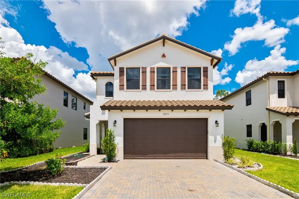 8859 Madrid Circle Naples FL 34104