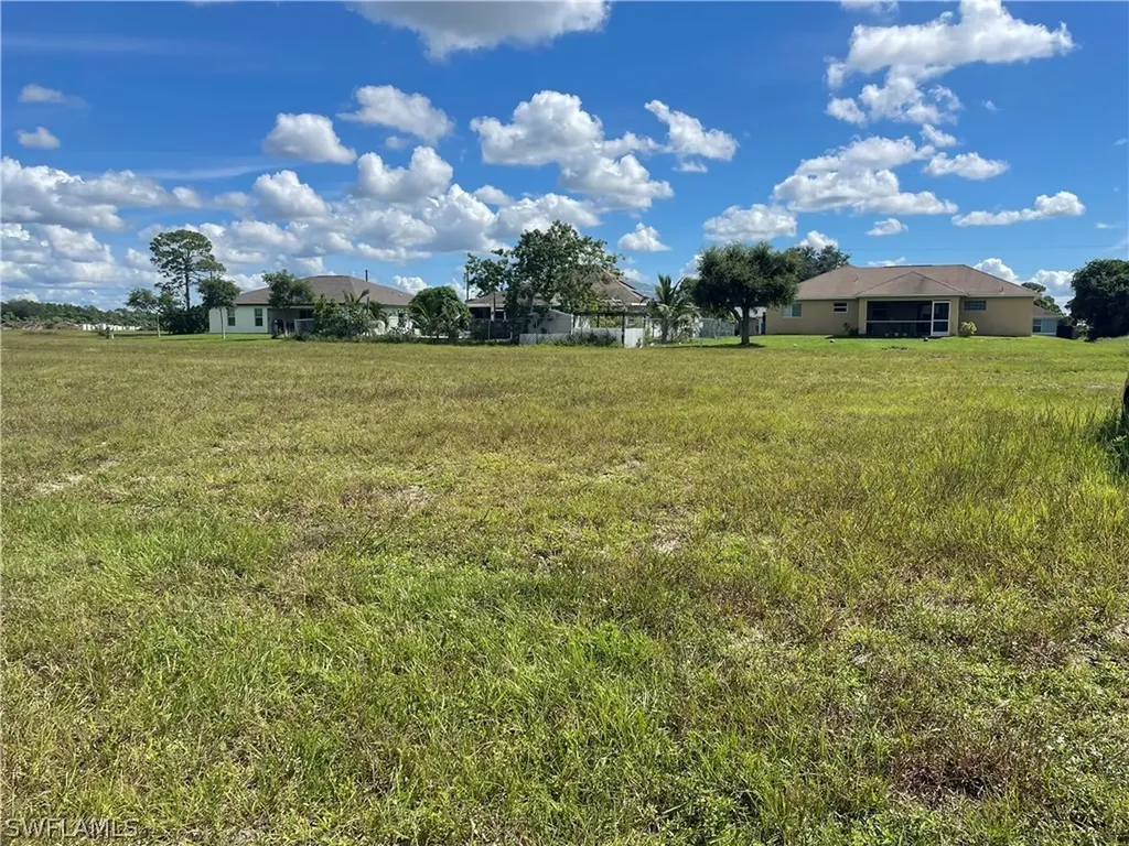 2517 NW 15th Avenue Cape Coral FL 33993
